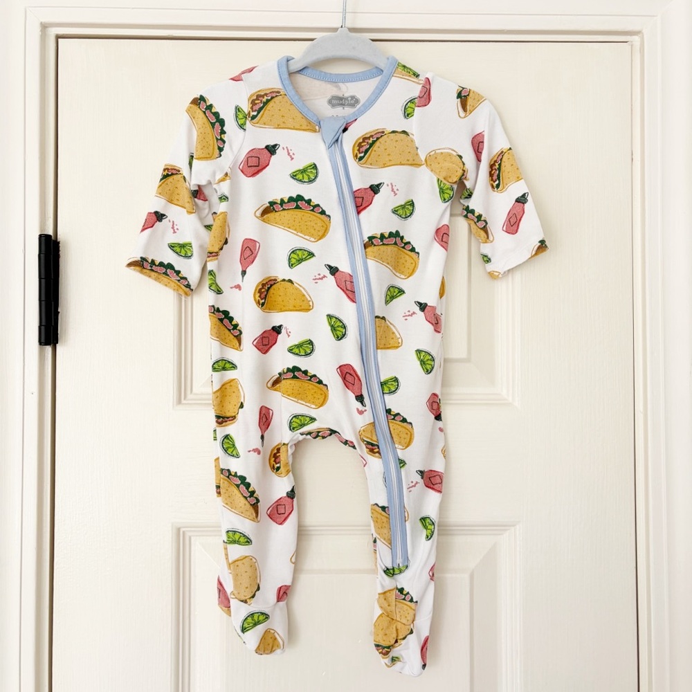 Mud Pie 0-3m Taco 🌮 Bamboo Sleeper
